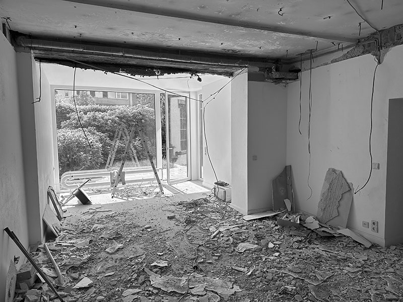 Dokumentation der Umbauarbeiten an der Maisonettewohnung – Einblick in die baulichen Maßnahmen und den Entstehungsprozess.